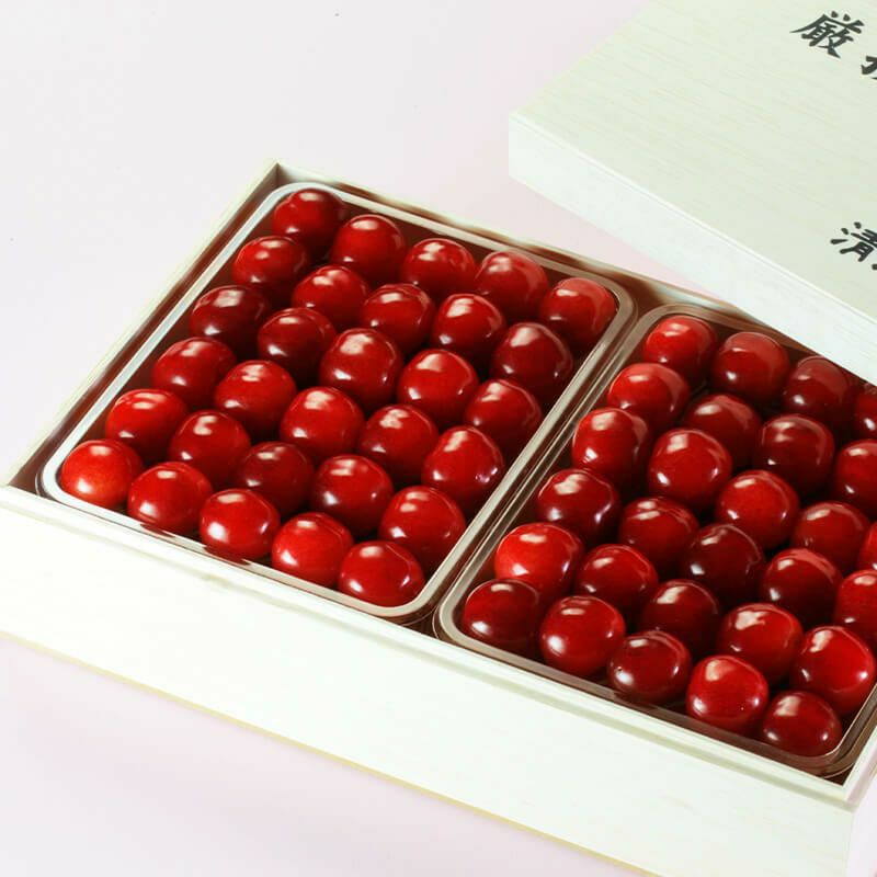 農林水産大臣賞 佐藤錦 職人詰め・木箱 Lサイズ1.2kg 山形
