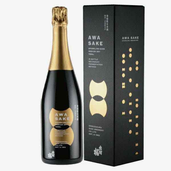 「出羽桜」 AWA SAKE（アワサケ） 720mlパッケージ画像