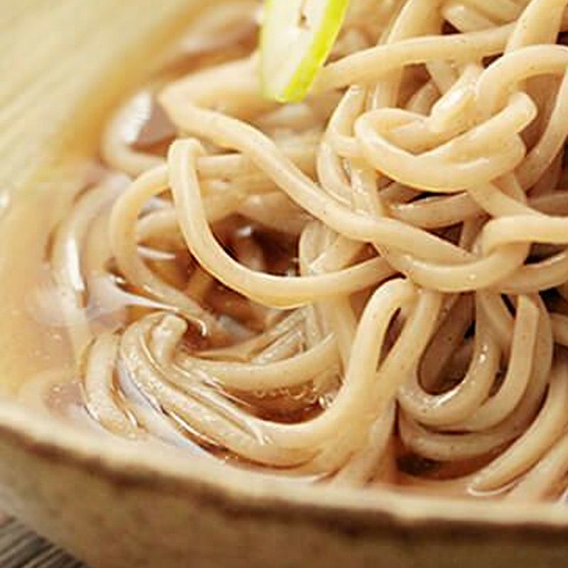 冷たい肉そばイメージ